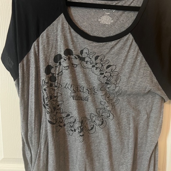 Torrid Disney Mickey & Friends Raglan - Grey size 1X (14-16) - Picture 6 of 8